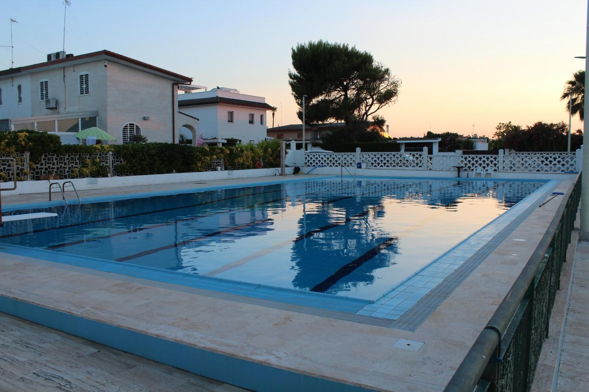 Luca'S House Bed & Breakfast Giovinazzo Exterior foto