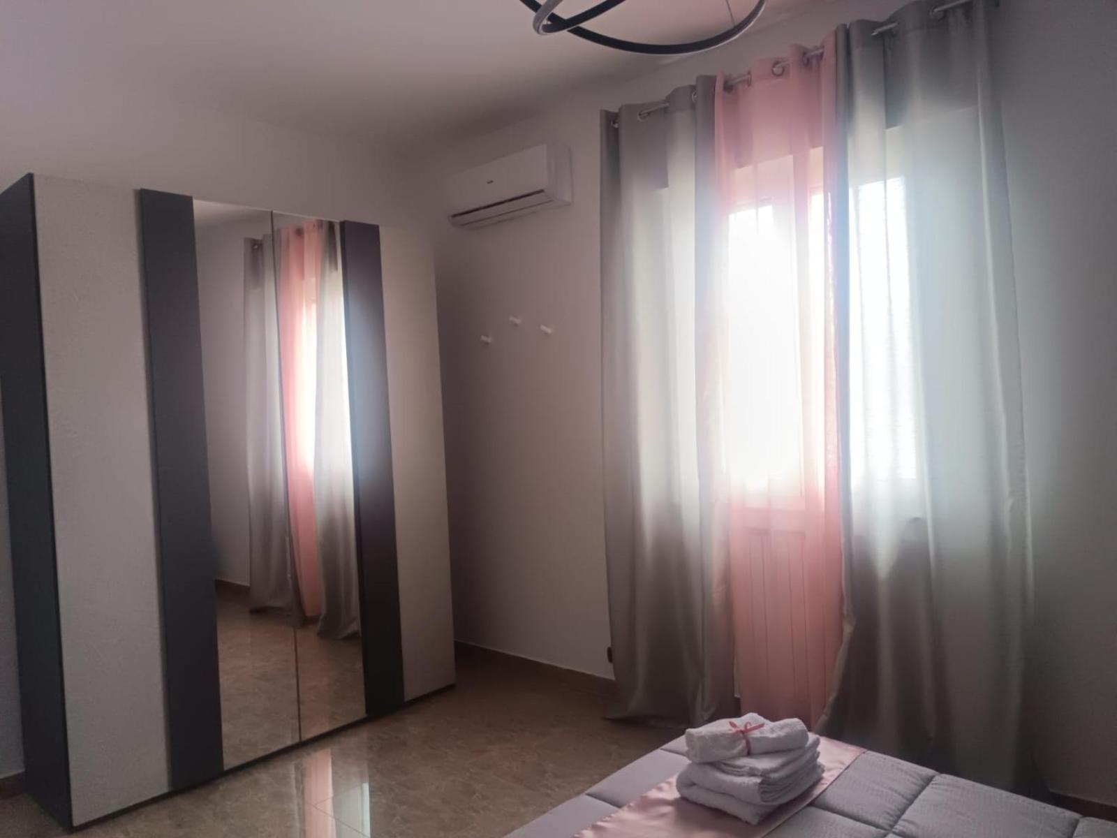 Luca'S House Bed & Breakfast Giovinazzo Exterior foto